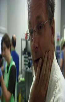 Watch Frontline Medicine online