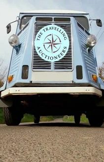 Watch The Travelling Auctioneers online